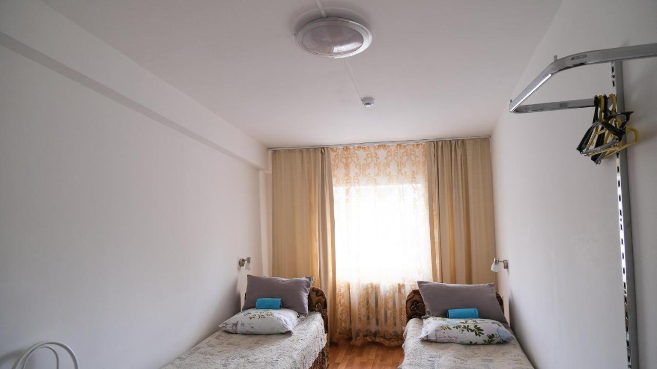 Mini - Otel Ochag Irkutsk Bagian luar foto